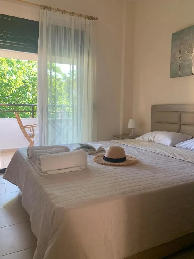 Villa Tasoula Apartments By The Sea Polychrono